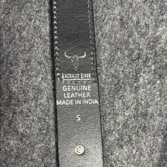 Black and Tan Woven Leather Belt with Silver Buckle - Picture 2 of 9